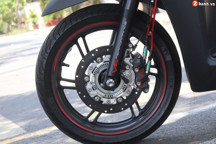 Kaki depannya dapat upgrade pengereman