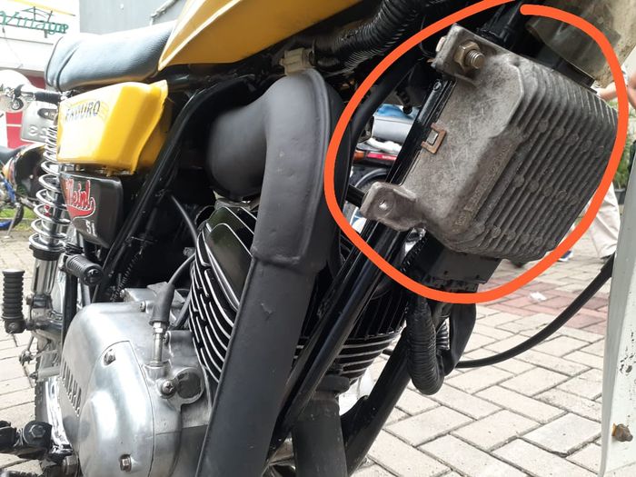 Part starter ACG Honda Vario 125 terpasang pada rangka Yamaha DT100