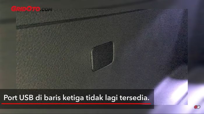 Port USB baris ketiga Wuling Confero S tidak ada.