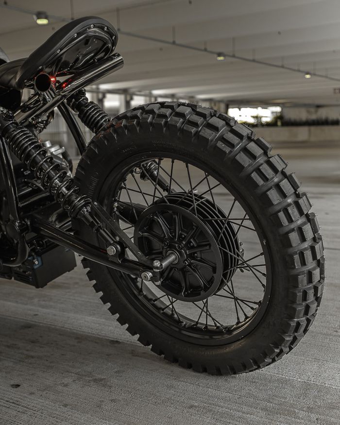 Kaki-kaki hanya mendapat penggantian shock belakang dan ban