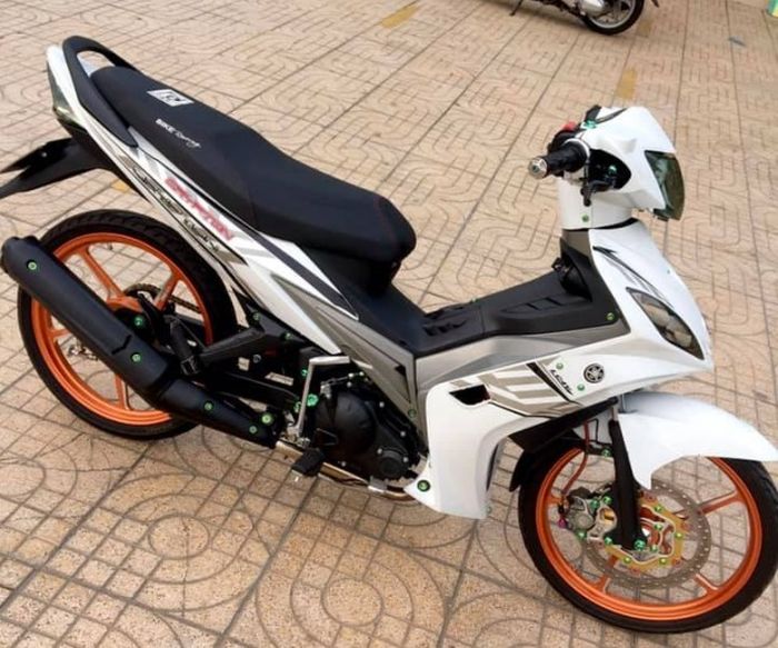 Modifikasi Yamaha Jupiter MX 135 yang impresif
