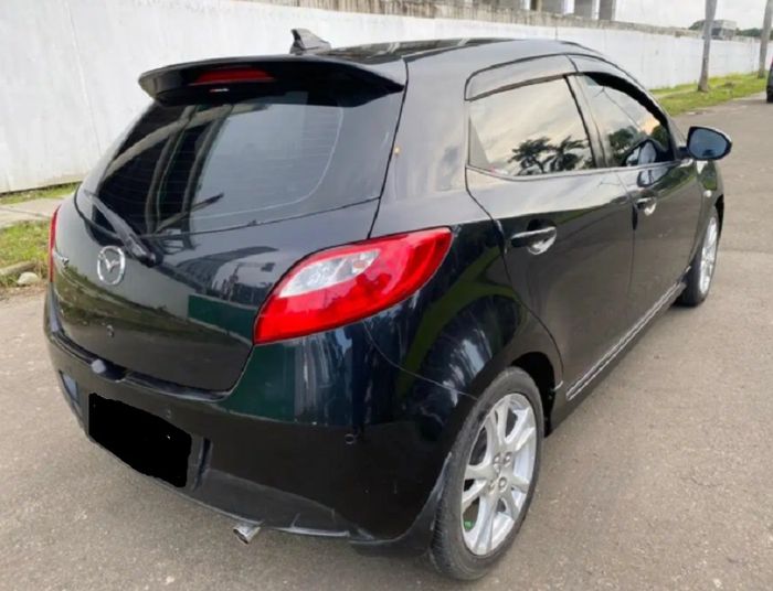 Mazda 2 Bekas