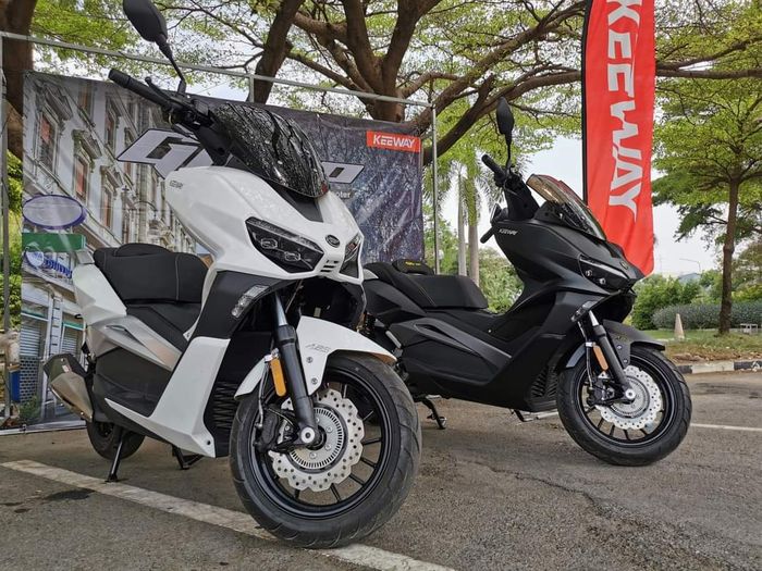 Keeway GT270 versi standar