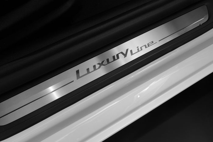 Detil interior BMW 530i Opulence