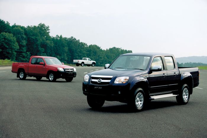 Mazda BT-50 generasi pertama