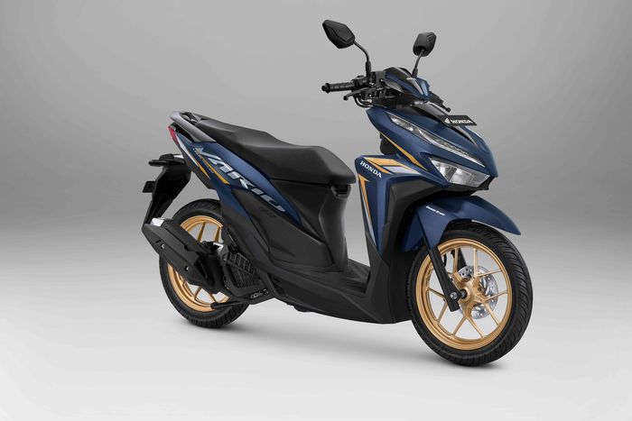 PT Astra Honda Motor (AHM) memberikan penyegaran warna dan striping pada New Honda Vario 125