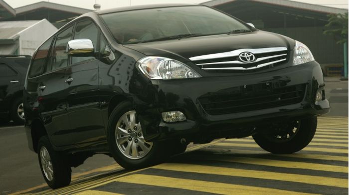 Toyota Kijang Innova