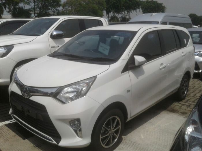 Toyota Calya 1.2 G MT 2017 grade B dilelang