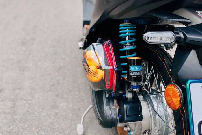 Shock belakang diganti dengan Nitron R3