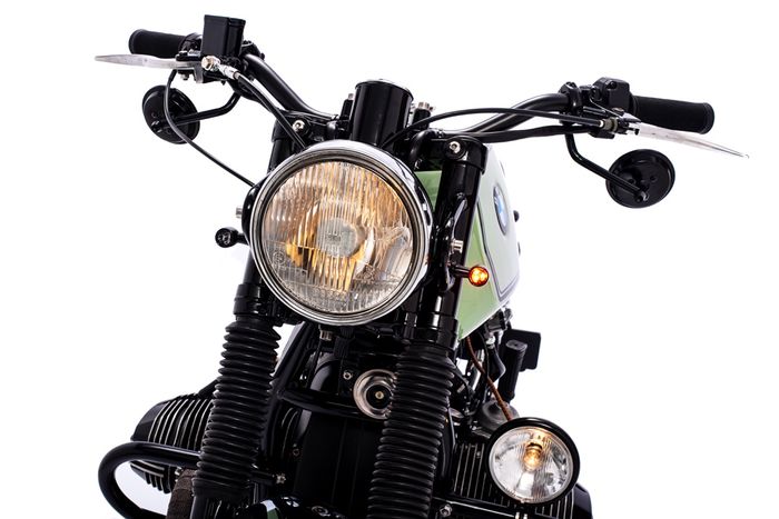 Tampang depan BMW R65 ini