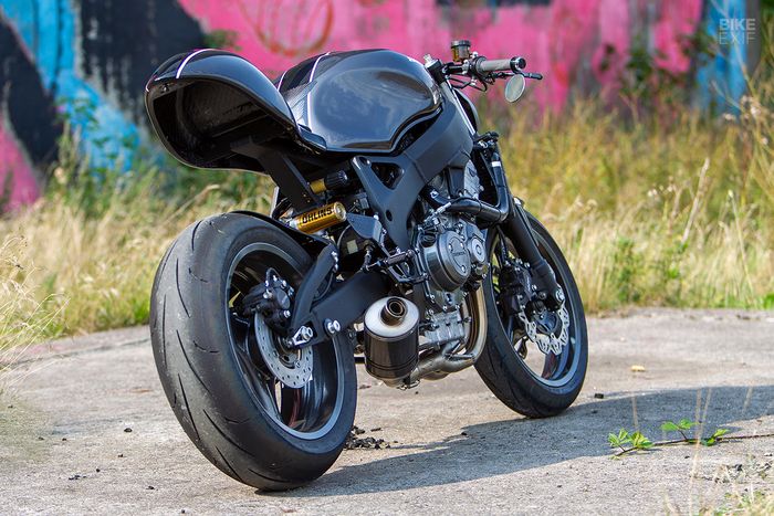Honda CB900RR Fireblade cafe racer yang super sangar