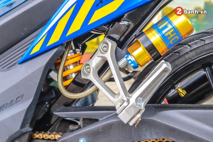 Shock belakang diganti dengan Ohlins