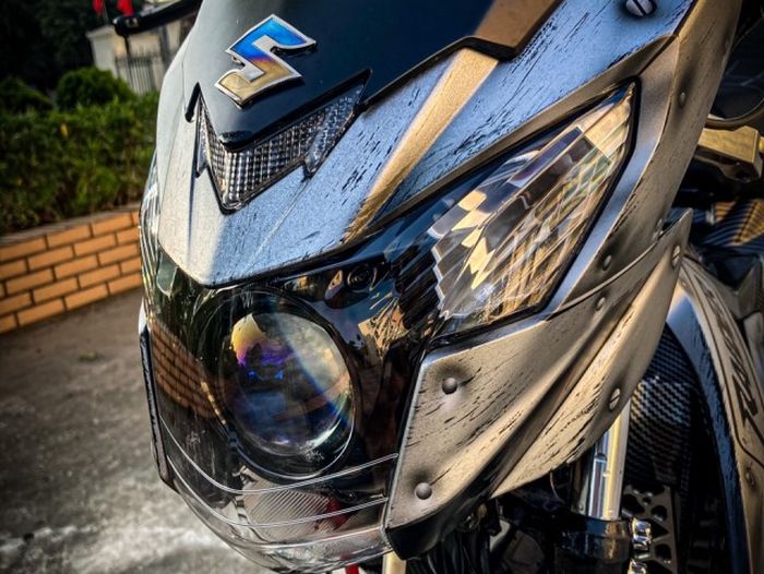 Headlamp diganti dengan model LED proyektor