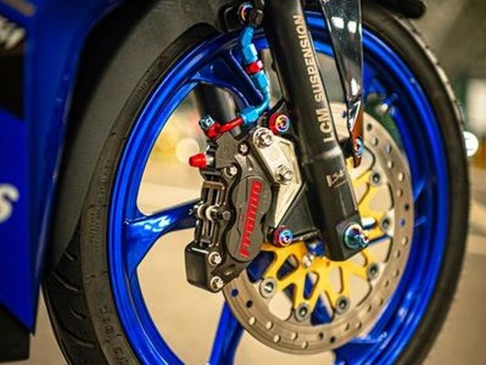 Kaki-kakinya dapat upgrade banyak