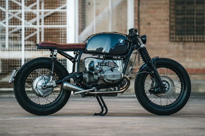 Tampilan BMW R100S ini dibuat minimalis