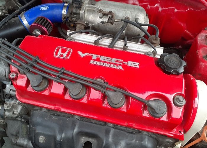 Enggak cuman pakai mesin D16, bro Danang memasang head silinder P08