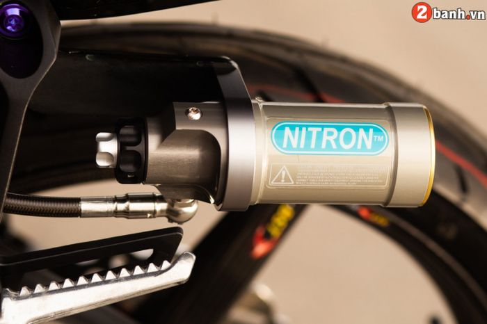 Shock belakang diganti dengan Nitron