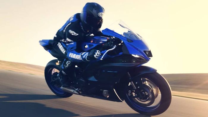 Yamaha  YZF-R7