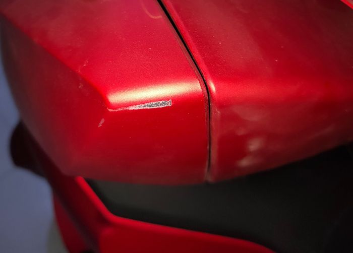 Ilustrasi bodi motor cat doff baret