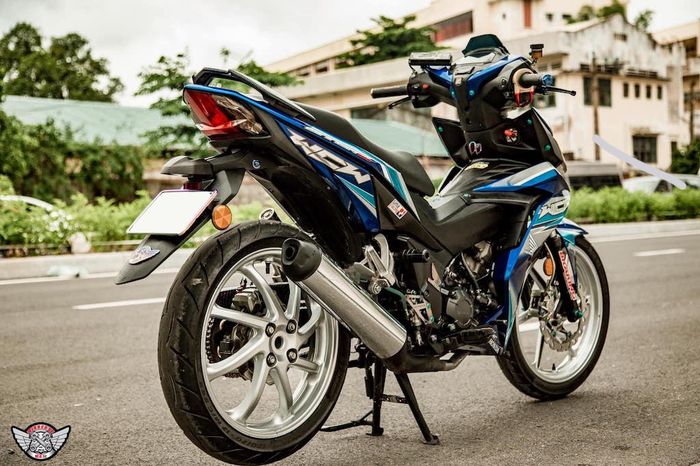 Modifikasi Honda Supra GTR 150 yang sangar