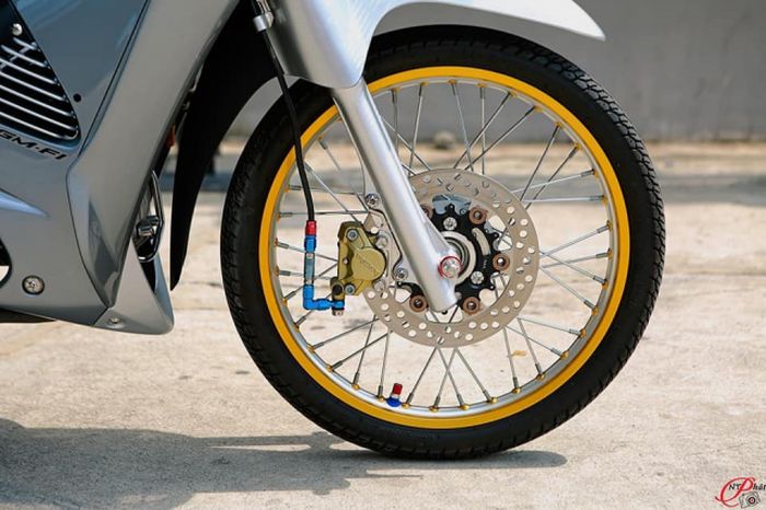 Kaki-kakinya semakin impresif