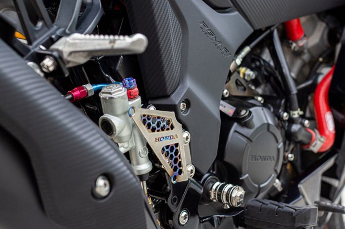 Master rem belakang diganti Brembo juga