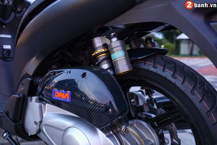 Shock belakang diganti dengan Nitron