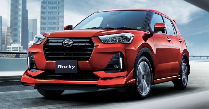 Tampilan eksterior paket aksesori Sporty untuk Daihatsu Rocky