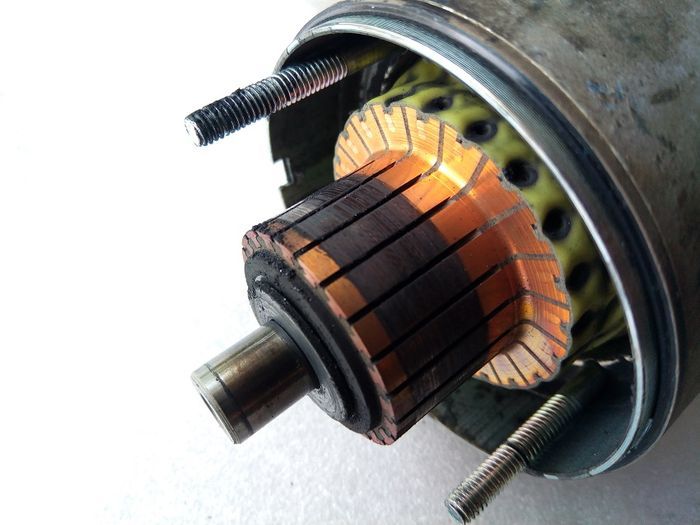 Ilustrasi dinamo starter motor