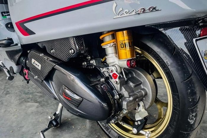 Tampilan kaki belakangnya