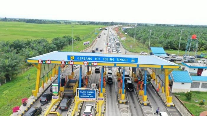 Ada penyesuaian tarif untuk jalan tol Medan-Kualanamu-Tebing Tinggi (MKTT) terhitung mulai Senin (24/05/2021) pukul 00.00 WIB.