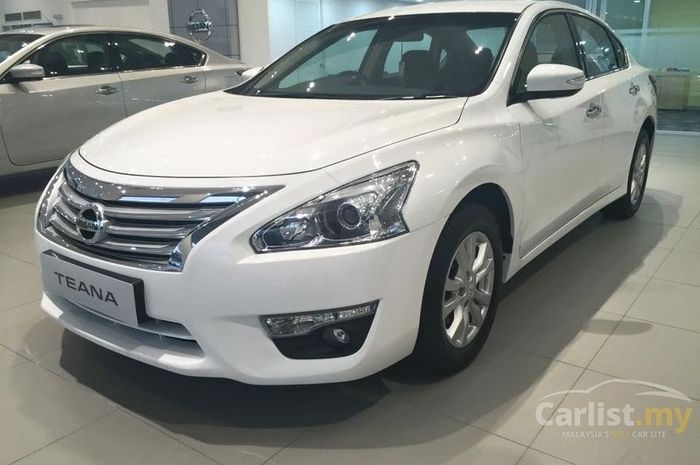Ilustrasi Nissan Teana