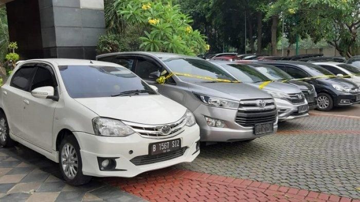 Toyota Etios Valco, Kijang Innova dan deretan mobil rental yang digelapkan komplotan empat orang diotaki wanita di Polda Metro Jaya
