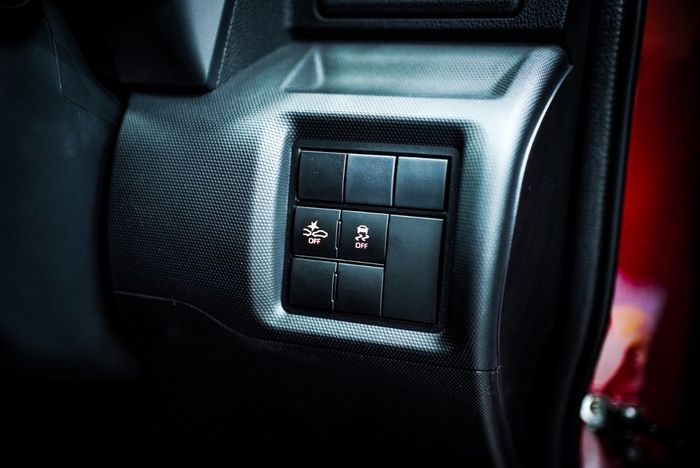 Daihatsu Rocky dilengkapi fitu Pre-Collision Braking