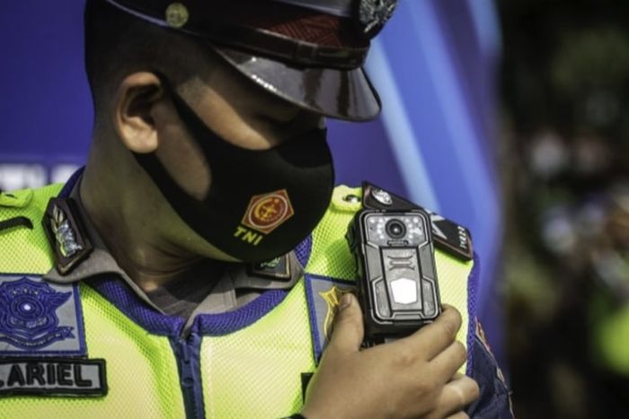 pemasangan kamera  ETLE Mobile. Tilang ETLE Mobile Akan Digunakan Polisi Selama Libur Nataru 2022, Begini Cara Kerjanya
