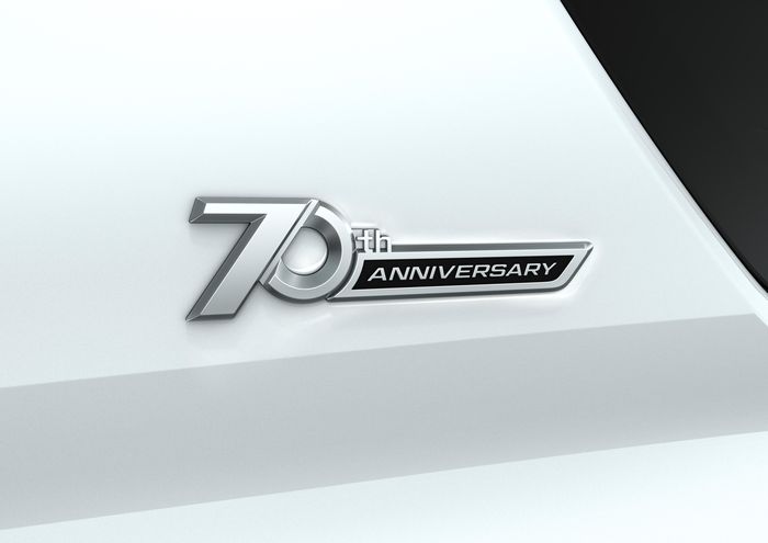 Emblem 70th Anniversary Land Cruiser
