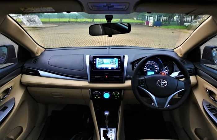 Interior Toyota Vios 1.5 G AT 2014