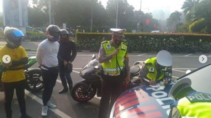 Rombongan moge ditilang polisi karena menggunakan knalpot bising