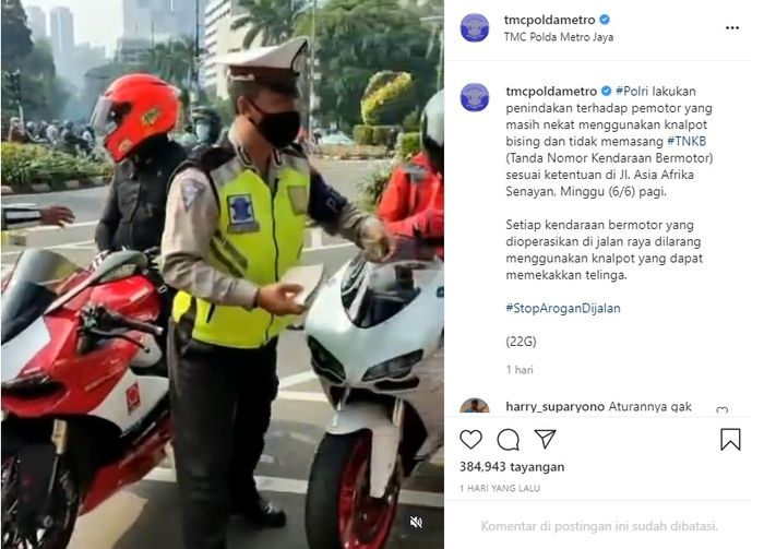 Rombongan Ducati ditilang polisi di Jalan Asi Afrika Senanyan, Jakarta Pusat, Minggu (6/6/2021).