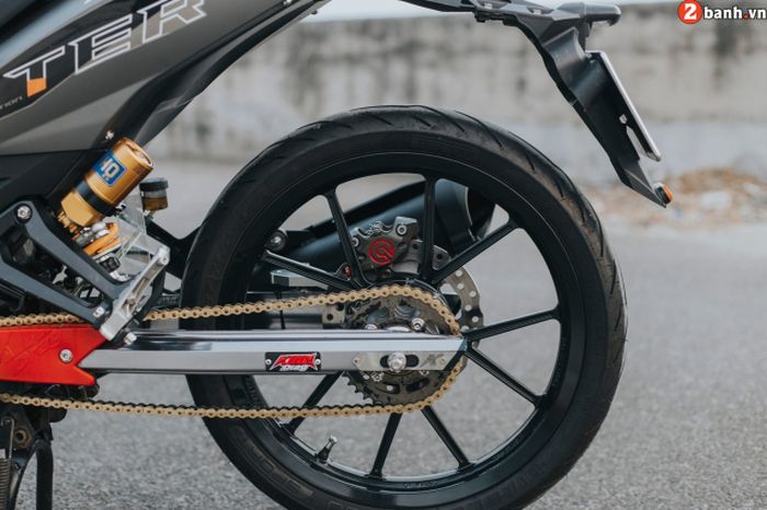 Kaki belakangnya dapat full upgrade