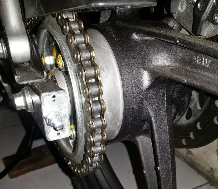 Gir belakang Honda Supra X 125 fi, bisa untuk tipe karbu dan Honda Revo