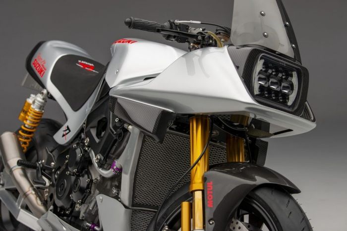 Fairing NOS Suzuki Katana dengan headlamp LED