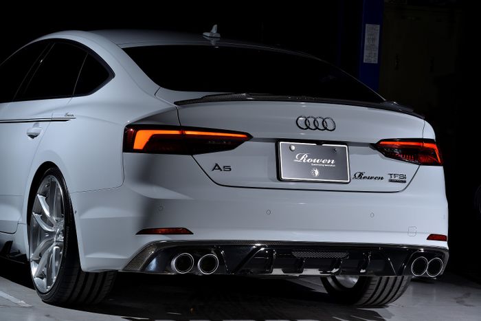 Tampilan belakang modifikasi Audi A5 Sportback garapan Rowen International