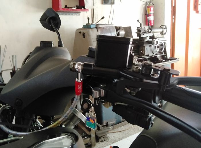 Master rem tambahan buat Yamaha Tricity garapan RWIN ini pakai milik ATV