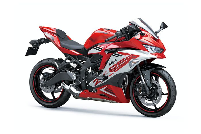 Kawasaki Ninja ZX-25R 2022 warna Passion Red/Pearl Blizzard White