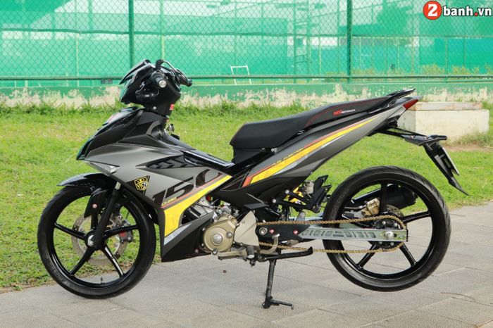 Modifikasi Yamaha MX King 150 yang impresif