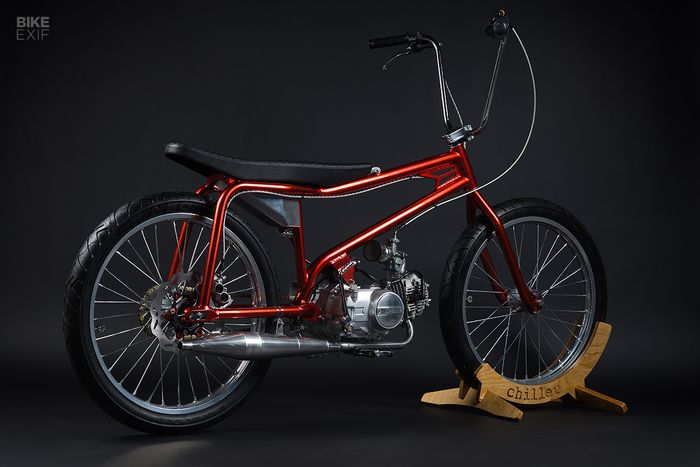 BMX bermesin Honda Super Cub yang menarik