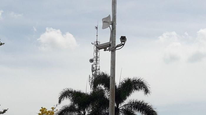 ilustrasi: CCTV pantau di jalan yang dilengkapi pengeras suara.