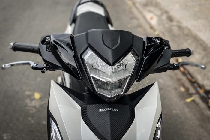 Area kokpit hanya mendapat upgrade master rem dan tuas kopling