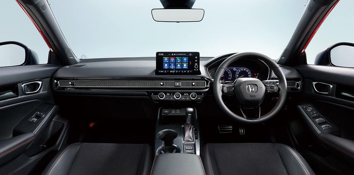 Interior Honda Civic Hatchback pasar Jepang.
